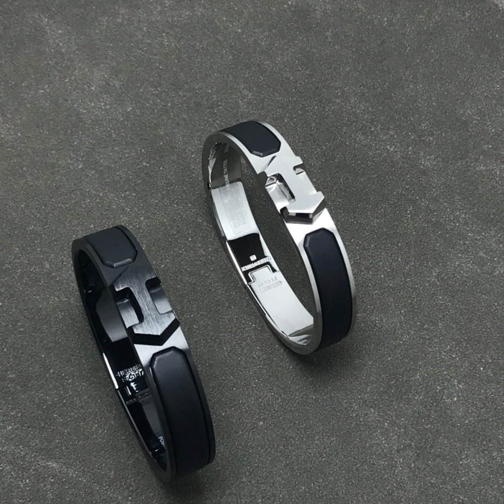 18K Super Hermes Black Bracelet