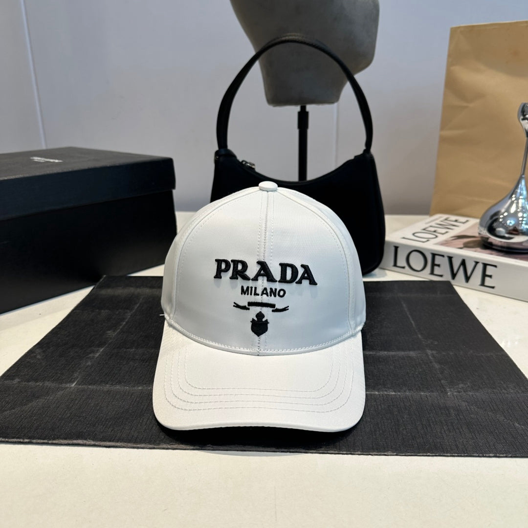 Elegant Embroidered Letter Baseball Cap