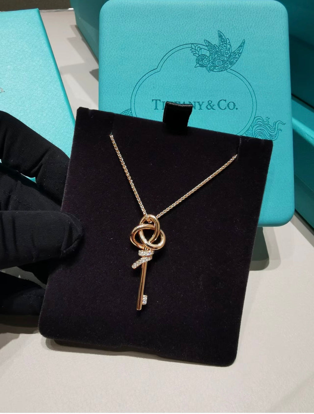 18K Tiffany Keys Woven Diamonds Medium Necklace