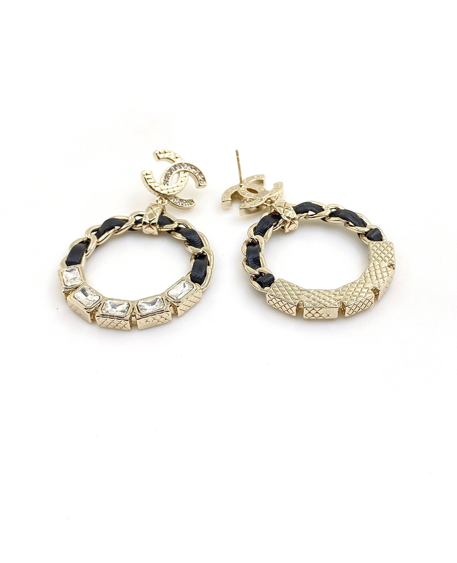 18K  Chanel Round Crystals Earrings