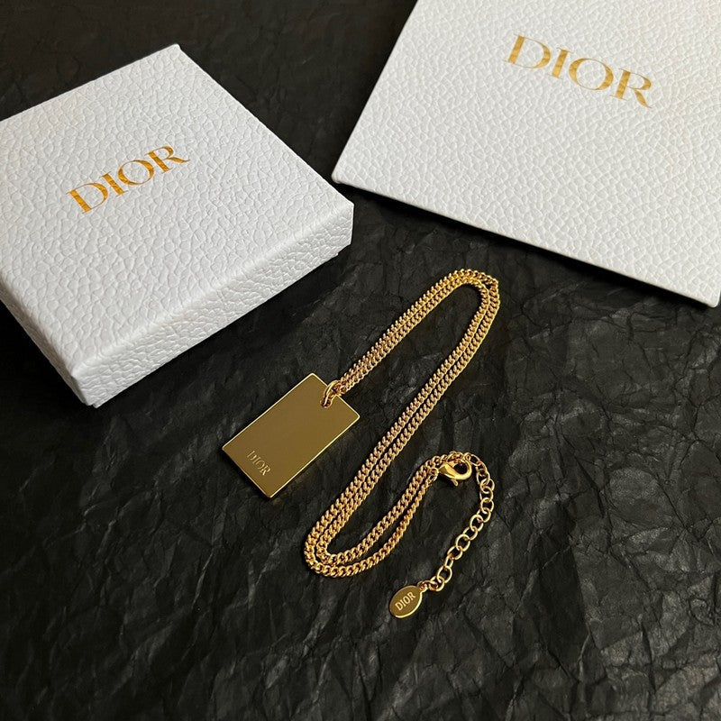 18K Dior Oblique Plate Pendant Necklace