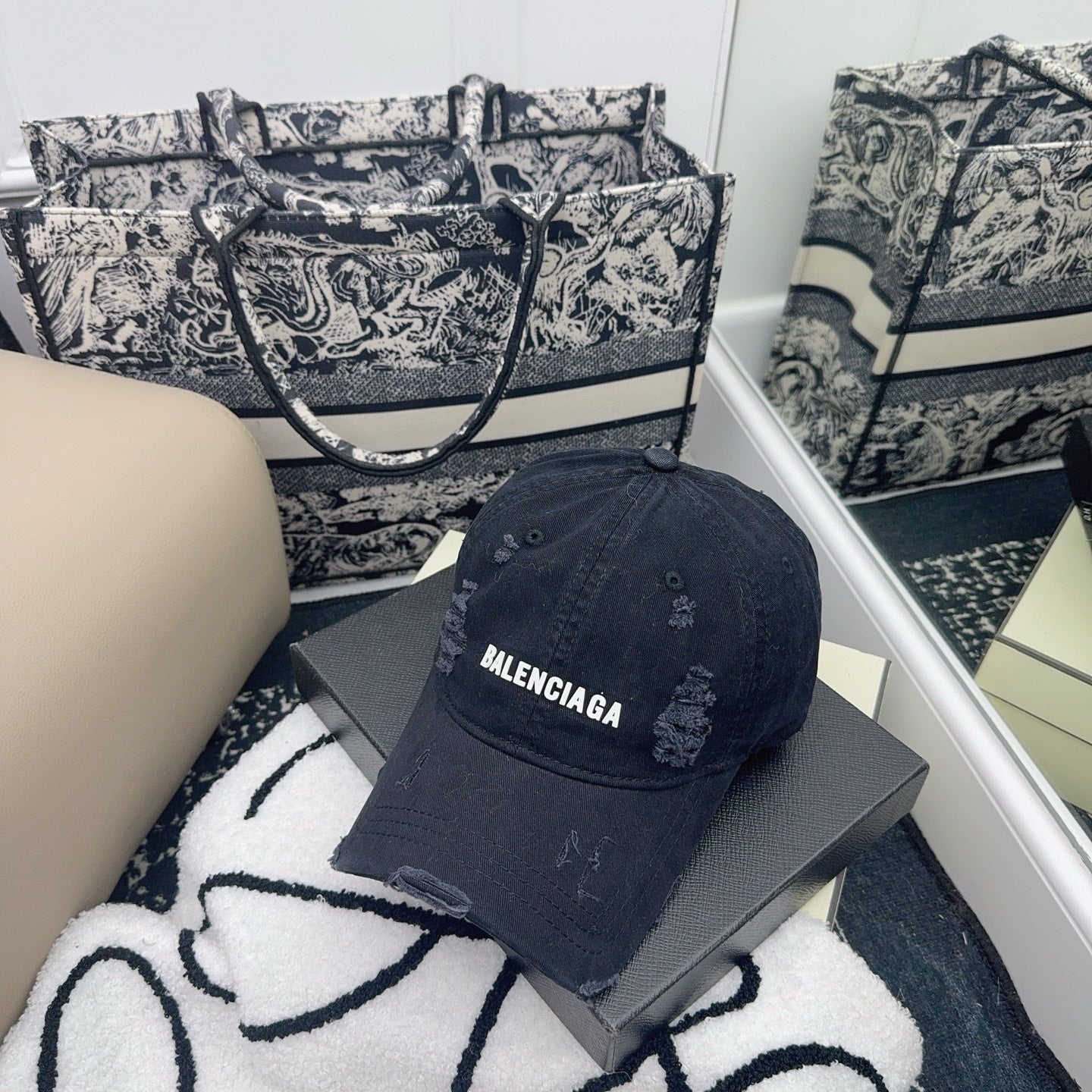 Balenciaga Baseball Cap